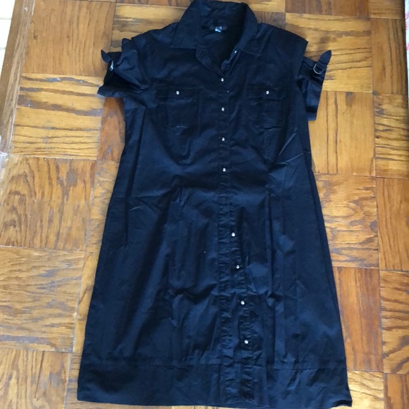 AGB Dresses & Skirts - Agb size 14 black button down cargo dress